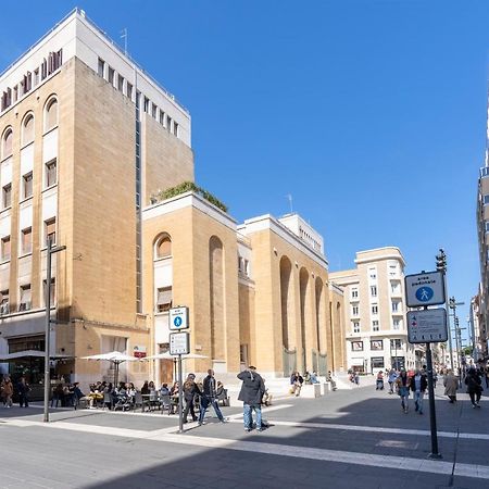 Bari Centrale Railway Station Apartment Buitenkant foto