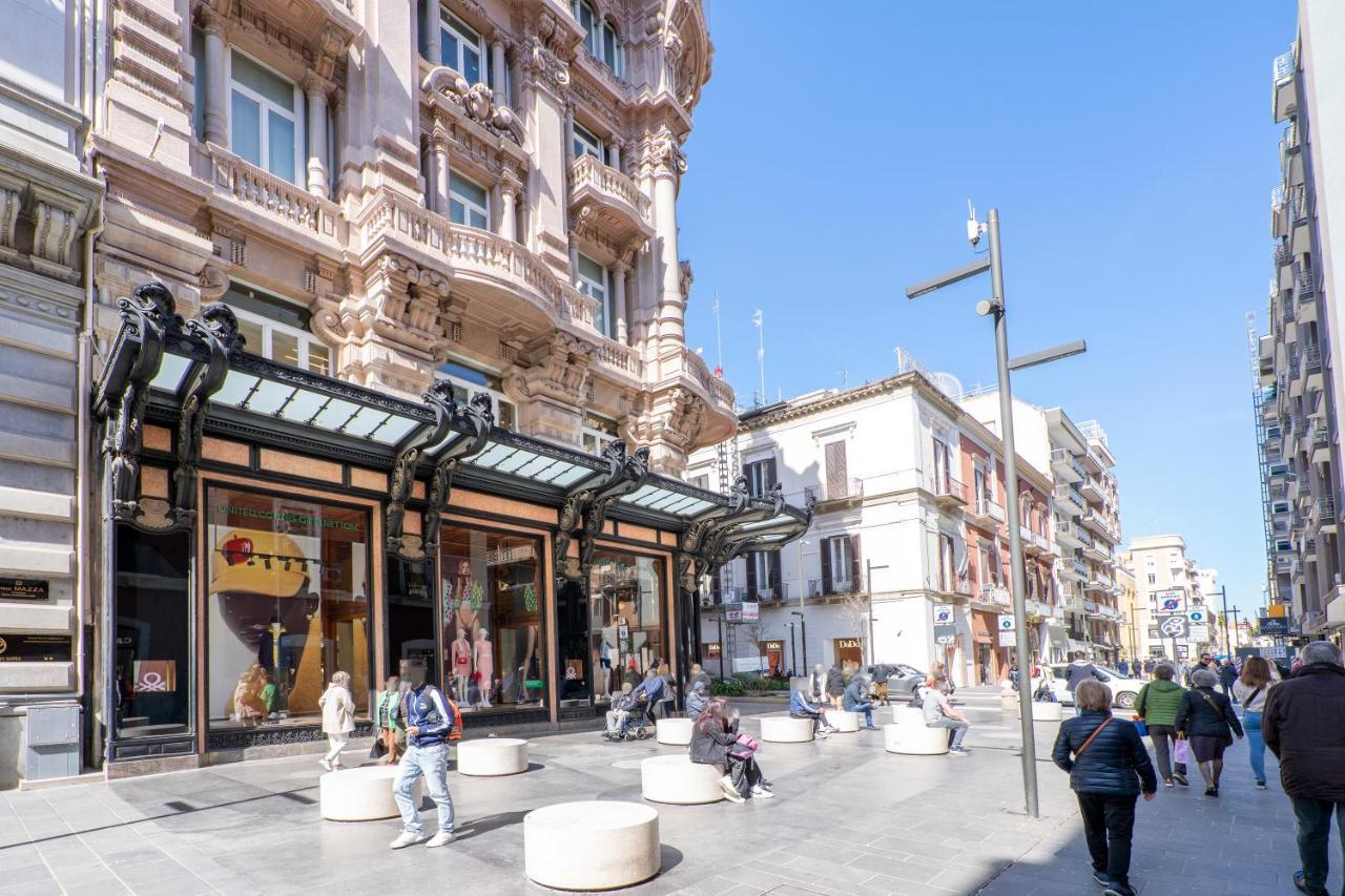 Bari Centrale Railway Station Apartment Buitenkant foto